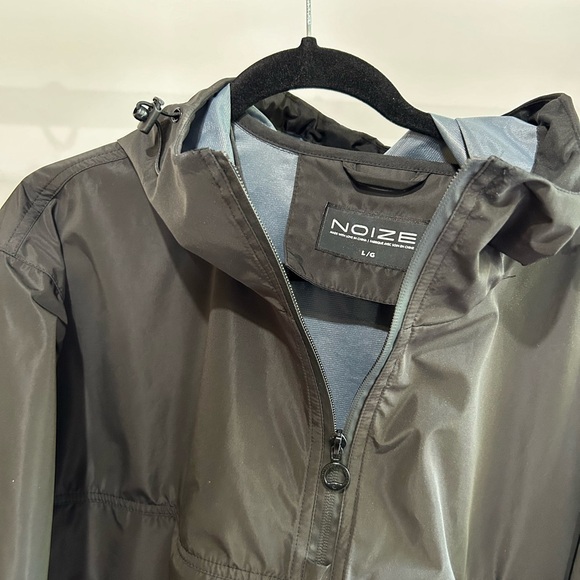 NOIZE hooded raincoat - Picture 4 of 4